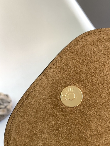 Сумка через плечо Loewe mini Gate  беж