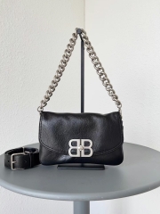 Сумка Balenciaga BB Soft Small
