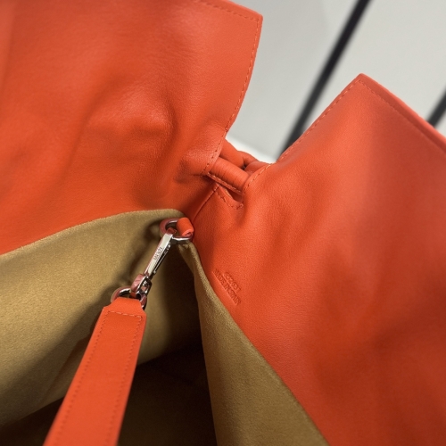 Сумка Loewe Flamenco Red