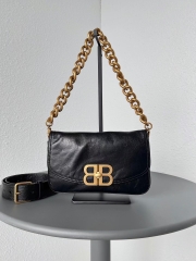 Сумка Balenciaga BB Soft Medium