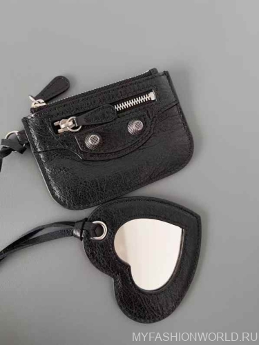 Сумка Balenciaga Le Cagole Medium Shoulder Bag