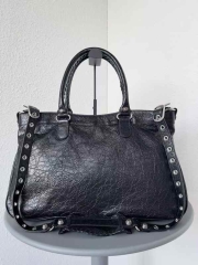 Сумка Balenciaga NEO Le Cagole XL Plus