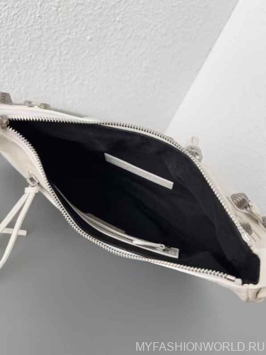 Сумка Balenciaga Le Cagole Medium Shoulder Bag