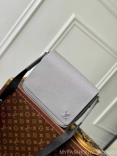 Сумка Louis Vuitton District PM