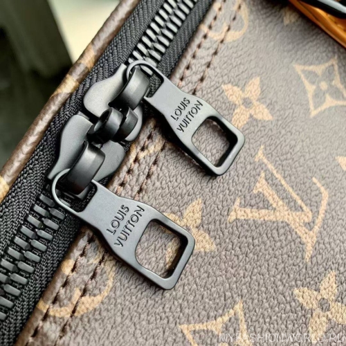 Дорожная сумка Louis Vuitton Keepall Bandoulière 55