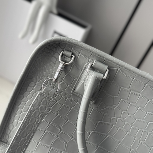 Сумка Loewe Amazona 108 croco серая
