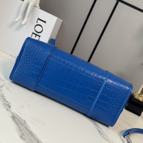 Сумка Loewe Amazona 108 croco blue