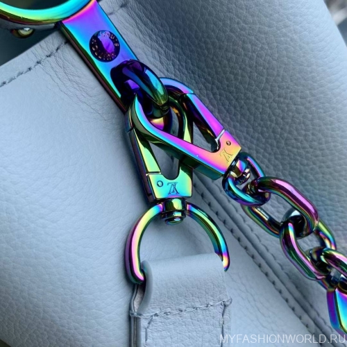 Сумка Louis Vuitton Capucines Arty Medium