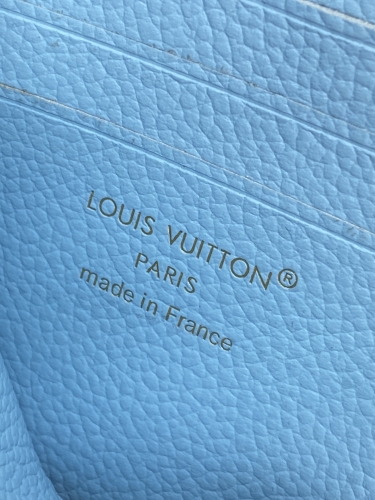Кошелек Louis Vuitton Portfolio Noah Compact
