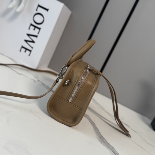 Сумка Loewe Amazona mini camel