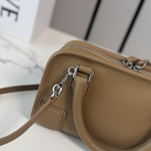 Сумка Loewe Amazona mini camel