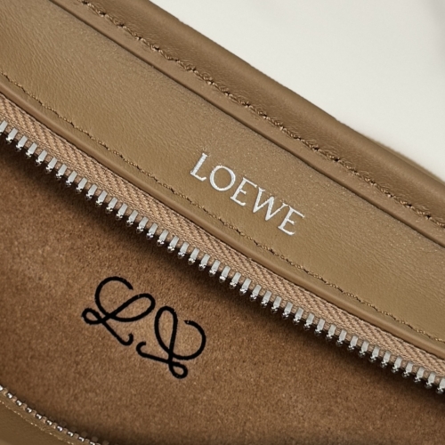 Сумка Loewe Amazona mini camel