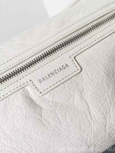 Сумка Balenciaga Superbusy Small Sling Bag