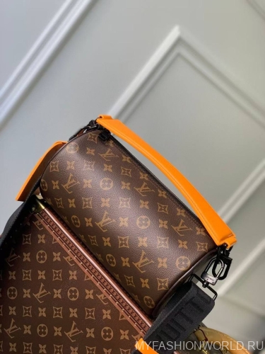 Сумка Louis Vuitton Soft Polochon small