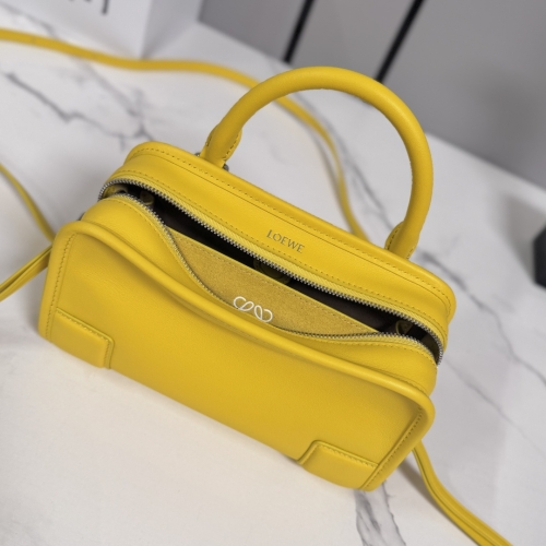 Сумка Loewe Amazona minin желтый